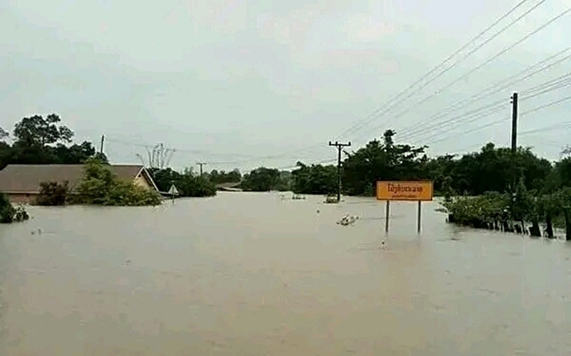 Mưa lớn gây ngập lụt trên diện rộng tại các tỉnh Trung và Nam Lào